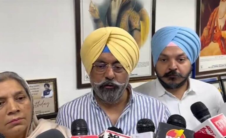 DSGMC ਦੇ ਜਨਰਲ ਹਾਊਸ ਨੇ ਲਿਆ ਵੱਡਾ ਫੈਸਲਾ, ਪਰਮਜੀਤ ਸਿੰਘ ਸਰਨਾ ਸਮੇਤ 3 ਸਾਬਕਾ ਪ੍ਰਧਾਨਾਂ ਦੀ ਮੈਂਬਰਸ਼ਿਪ ਕੀਤੀ ਰੱਦ