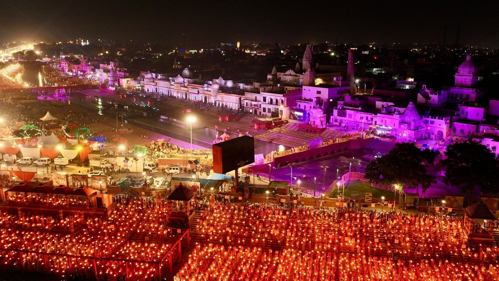 ਅਯੁੱਧਿਆ ਨੇ ਮੁੜ ਰਚਿਆ ਇਤਿਹਾਸ ; ਇੱਕੋ ਸਮੇਂ ਤੋੜੇ 2 ਰਿਕਾਰਡ , 56 ਘਾਟਾਂ ’ਤੇ 26 ਲੱਖ ਦੀਵੇ ਬਲੇ