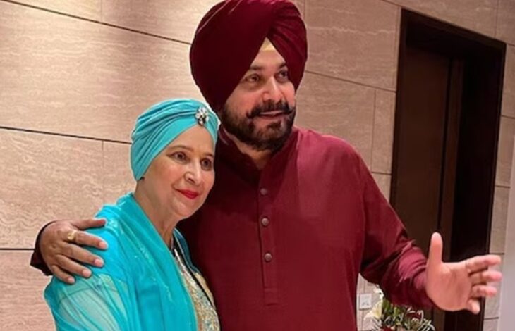 Navjot Kaur Sidhu: ਸਿਆਸਤ ‘ਚ ਮੁੜ ਵਾਪਸੀ ਕਰਨਗੇ ਨਵਜੋਤ ਕੌਰ ਸਿੱਧੂ, ਅੰਮ੍ਰਿਤਸਰ ਪੂਰਬੀ ਸੀਟ ‘ਤੇ ਠੋਕੀ ਦਾਅਵੇਦਾਰੀ