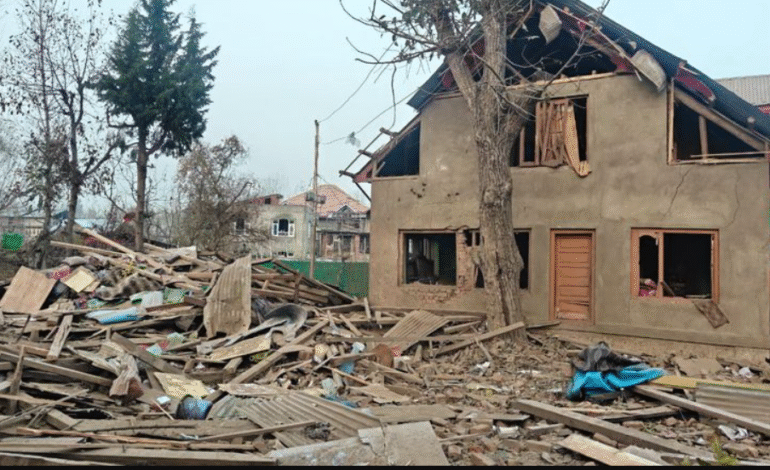 ਸੁਰੱਖਿਆ ਬਲਾਂ ਨੇ ਦਿੱਲੀ ਧਮਾਕੇ ਦੇ ਮਸ਼ਕੂਕ ਡਾ. ਉਮਰ ਨਬੀ ਦਾ ਪੁਲਵਾਮਾ ਵਿਚਲਾ ਘਰ ਢਾਹਿਆ