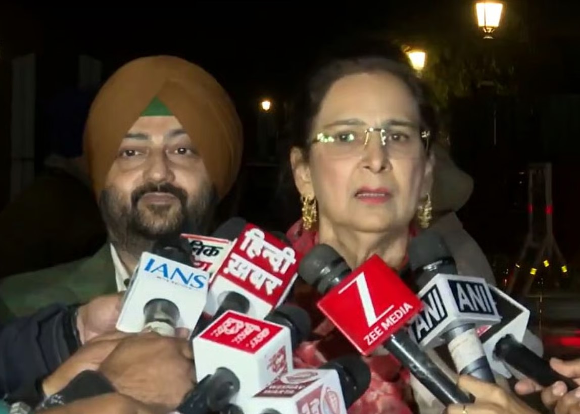 ਵੜਿੰਗ ਪਾਰਟੀ ਨੂੰ ਤਬਾਹ ਕਰ ਰਿਹੈ…ਮੈਂ ਤੇ ਮੇਰਾ ਪਤੀ ਹਮੇਸ਼ਾਂ ਕਾਂਗਰਸ ਪਾਰਟੀ ਨਾਲ ਖੜ੍ਹਾਂਗੇ: ਨਵਜੋਤ ਕੌਰ ਸਿੱਧੂ