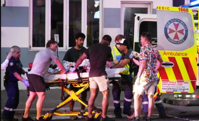 ਆਸਟਰੇਲੀਆ: ਸਿਡਨੀ ਦੇ ਬੌਂਡੀ ਬੀਚ ’ਤੇ ਗੋਲੀਬਾਰੀ, ਇਕ ਸ਼ੂਟਰ ਸਣੇ 11 ਦੀ ਮੌਤ