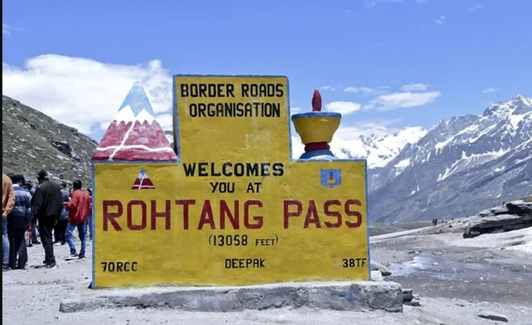 ਰੋਹਤਾਂਗ ਪਾਸ ਬਰਫਬਾਰੀ ਕਾਰਨ ਹੋਇਆ ਬੰਦ; ਸੈਲਾਨੀਆਂ ਲਈ ‘ਸੋਲੰਗ ਨਾਲਾ’ ਬਣਿਆ ਖਿੱਚ ਦਾ ਕੇਂਦਰ