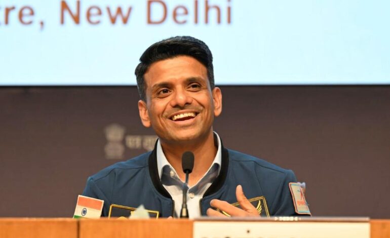 ਸ਼ੁਭਾਂਸ਼ੂ ਸ਼ੁਕਲਾ ਨੂੰ ਅਸ਼ੋਕ ਚੱਕਰ; ਤਿੰਨ ਫ਼ੌਜੀ ਅਧਿਕਾਰੀਆਂ ਨੂੰ ਕੀਰਤੀ ਚੱਕਰ ਦੇਣ ਦਾ ਐਲਾਨ