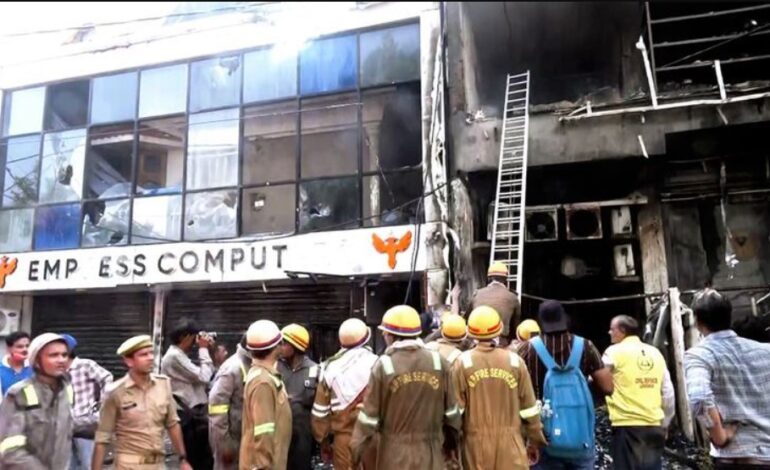 Lucknow Coaching Centre Fire: ਯੋਗੀ ਸਰਕਾਰ ਵਲੋਂ ਸਿੱਟ ਦਾ ਗਠਨ; ਚਾਰ ਅਧਿਕਾਰੀ ਮੁਅੱਤਲ; ਤਿੰਨ ਗ੍ਰਿਫ਼ਤਾਰ