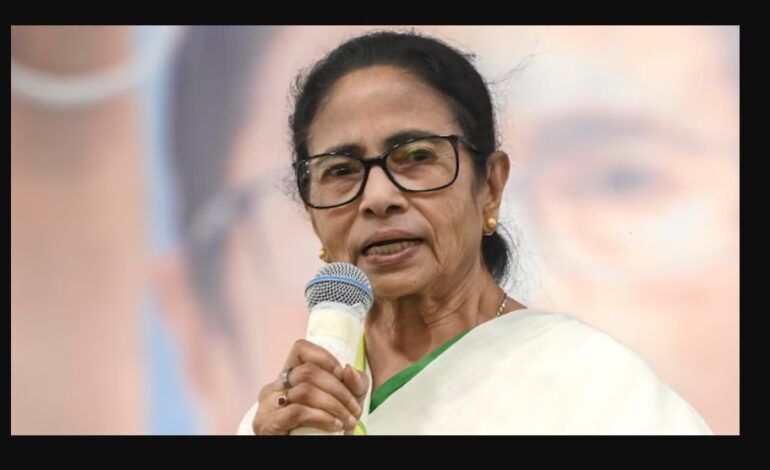 ਦੋਫਾੜ ਹੋਣ ਦੀ ਕੰਗਾਰ ‘ਤੇ Mamata Banerjee ਦੀ ਪਾਰਟੀ; 58 ਬਾਗੀ ਵਿਧਾਇਕਾਂ ਨੇ ਖੁਦ ਨੂੰ ਦੱਸਿਆ ‘ਅਸਲੀ TMC’