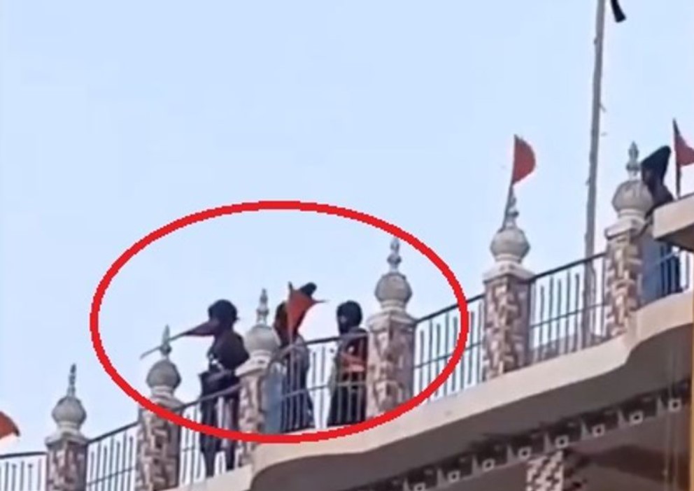 Nagrasu Gurdwara Clash: ਨਗਰਾਸੂ ਗੁਰਦੁਆਰਾ ਵਿਵਾਦ ਖਤਮ; ਤਿੰਨ ਦਿਨਾਂ ਬਾਅਦ ਗੁਰਦੁਆਰੇ ਦੀ ਛੱਤ ਤੋਂ ਉਤਰੇ ਨਿਹੰਗ ਸਿੰਘ