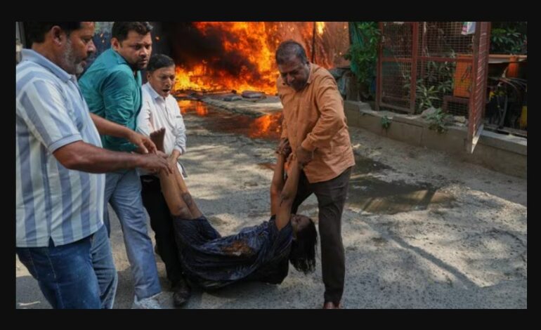 Delhi Malviya Nagar Fire: ਮਾਲਵੀਆ ਨਗਰ ਅਗਨੀ ਕਾਂਡ ਮਾਮਲੇ ‘ਚ ਦਿੱਲੀ ਪੁਲੀਸ ਨੇ FIR ਕੀਤੀ ਦਰਜ; 21 ਲੋਕਾਂ ਦੀ ਜਾ ਚੁੱਕੀ ਹੈ ਜਾਨ