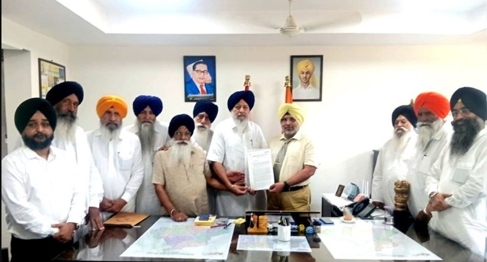 ਵਿਵਾਦਿਤ ਵੀਡੀਓ : ਸ਼੍ਰੋਮਣੀ ਕਮੇਟੀ ਵੱਲੋਂ ਮੁੱਖ ਮੰਤਰੀ ਖ਼ਿਲਾਫ਼ ਪੰਜਾਬ ਪੁਲੀਸ ਕੋਲ ਲਿਖਤੀ ਸ਼ਿਕਾਇਤ
